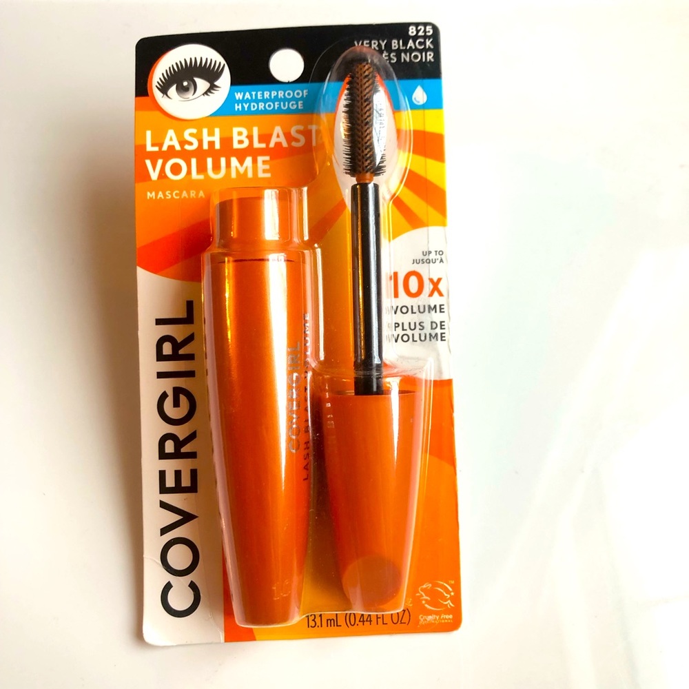 NEW Covergirl Lash Blast Waterproof Mascara